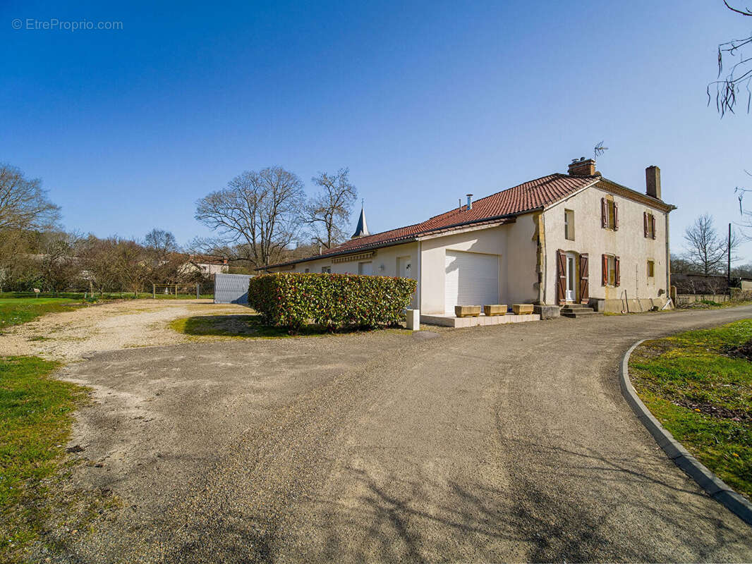 Maison à GEAUNE