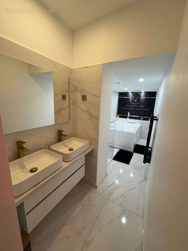 Appartement à CALLAS