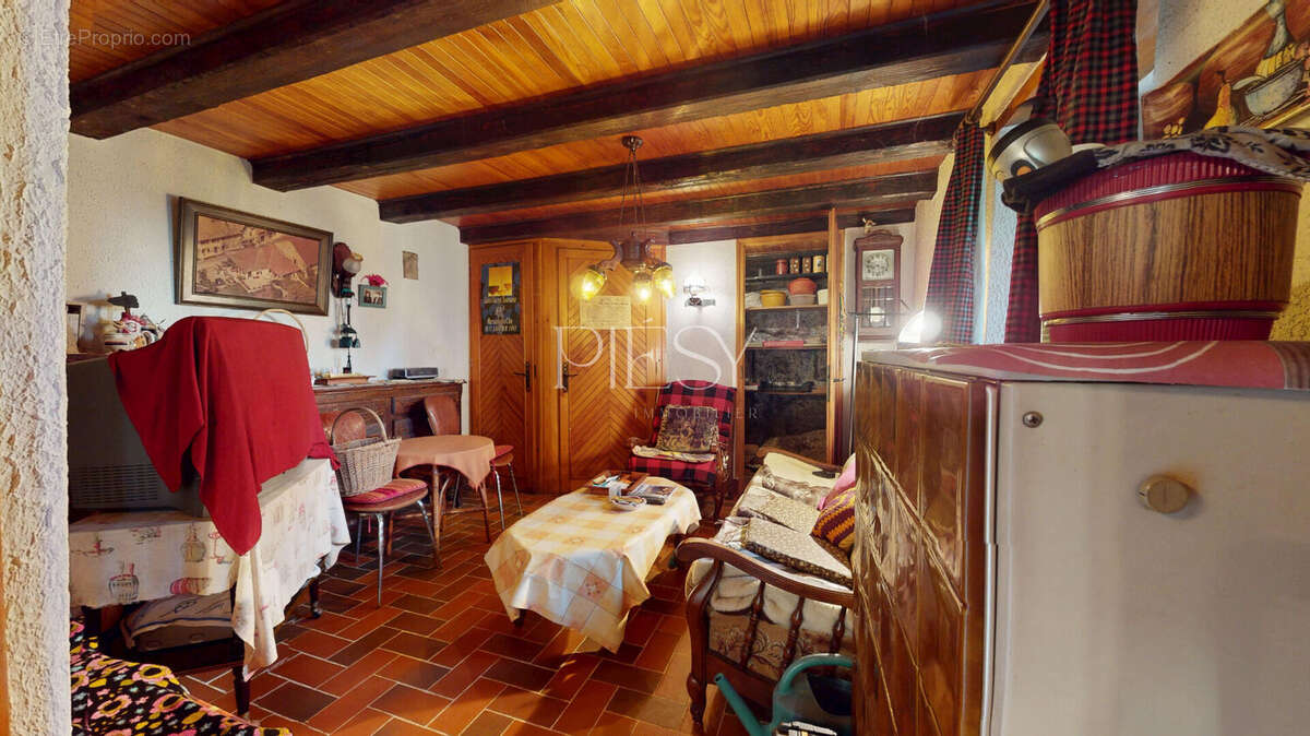 Maison à CHAUMONT
