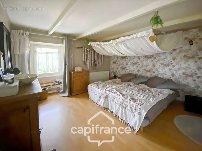 Maison à CUISEAUX