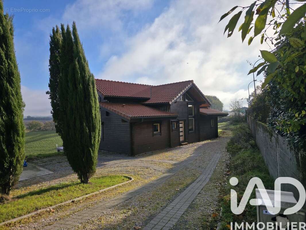 Photo 2 - Maison à GRAZAC