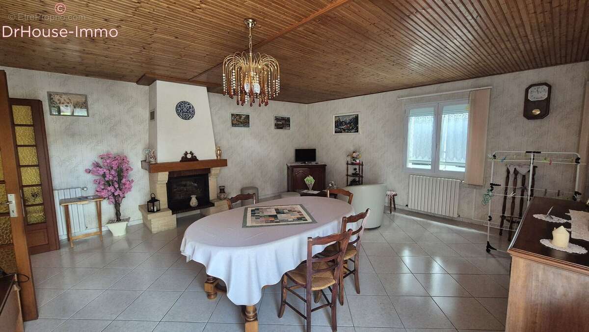 Maison à PUYRAVAULT