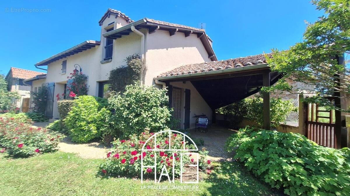 Maison à MEZIERES-SUR-ISSOIRE