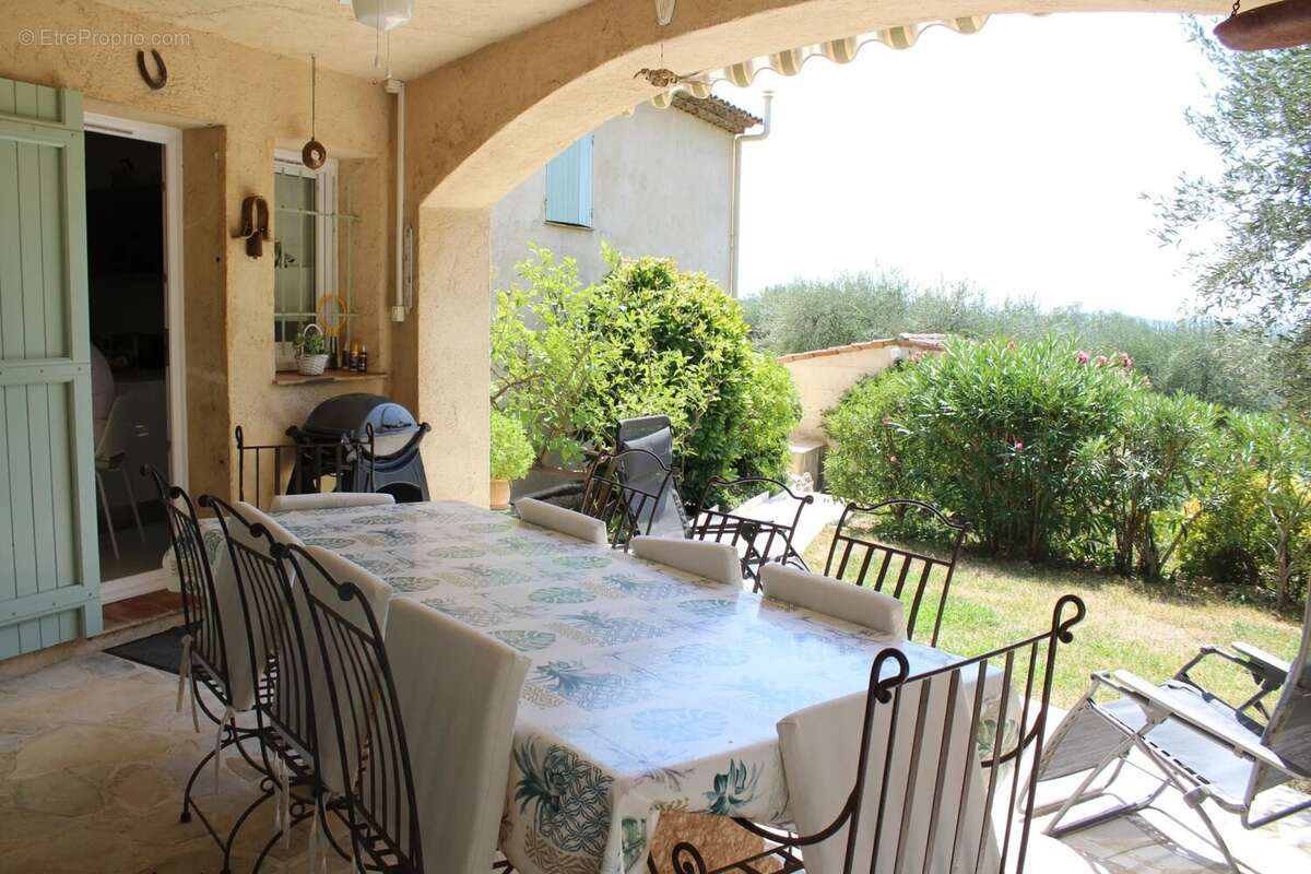 GRASSE St François, belle villa 5 Pièces en excellent état - photo 21