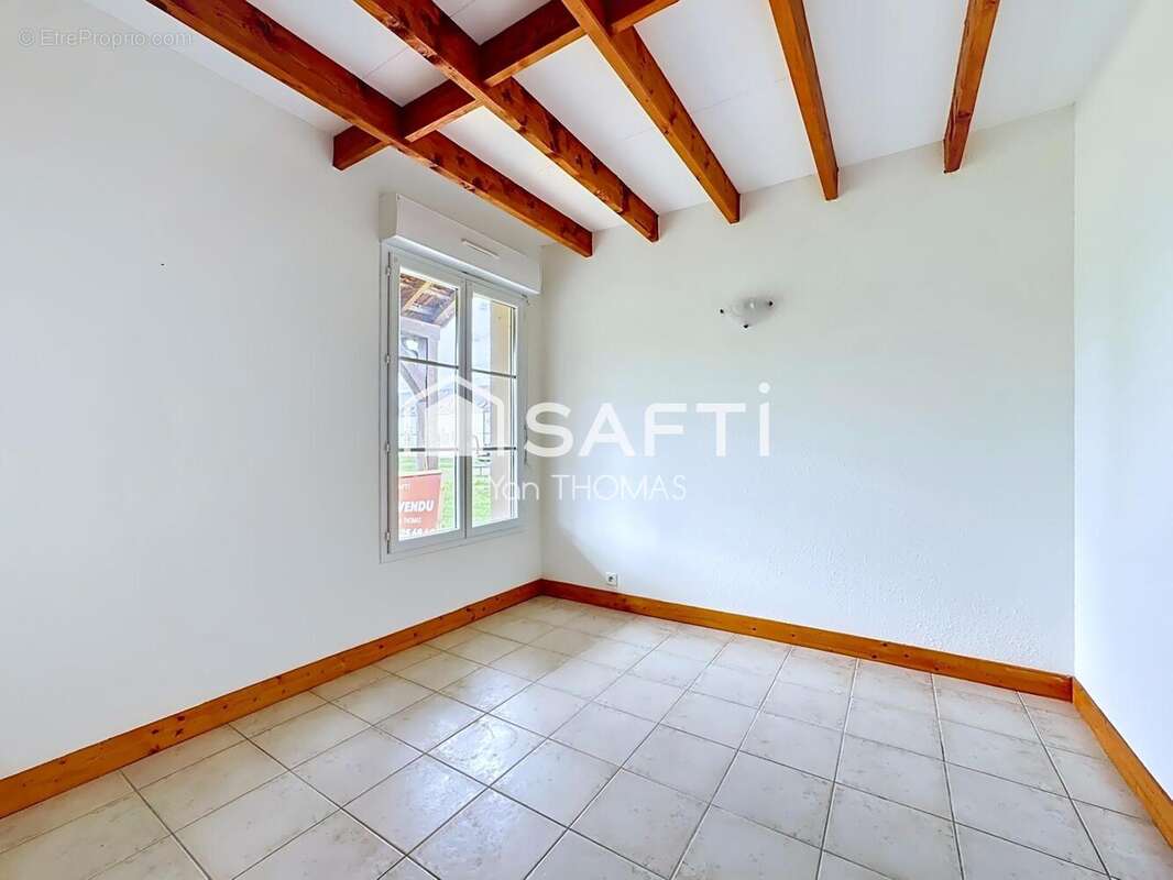 Photo 5 - Maison à MARCILLY-EN-VILLETTE