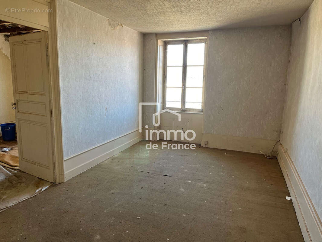 Appartement à ARINTHOD