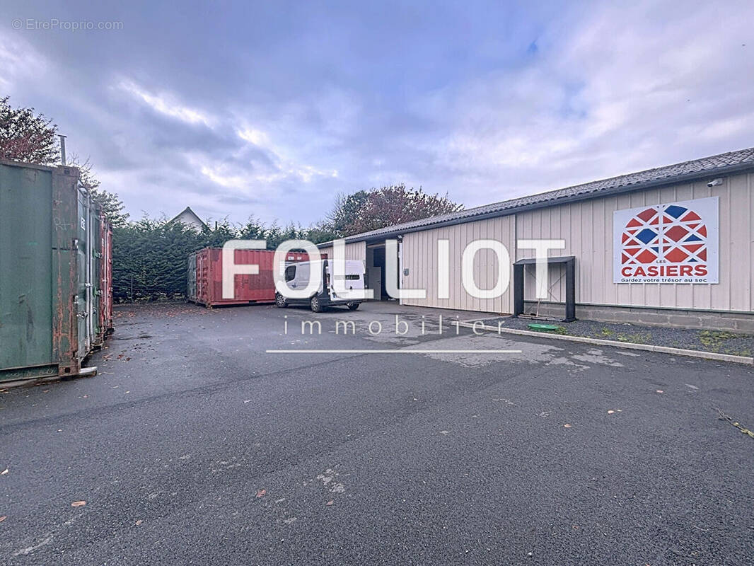 Commerce à HAUTEVILLE-SUR-MER