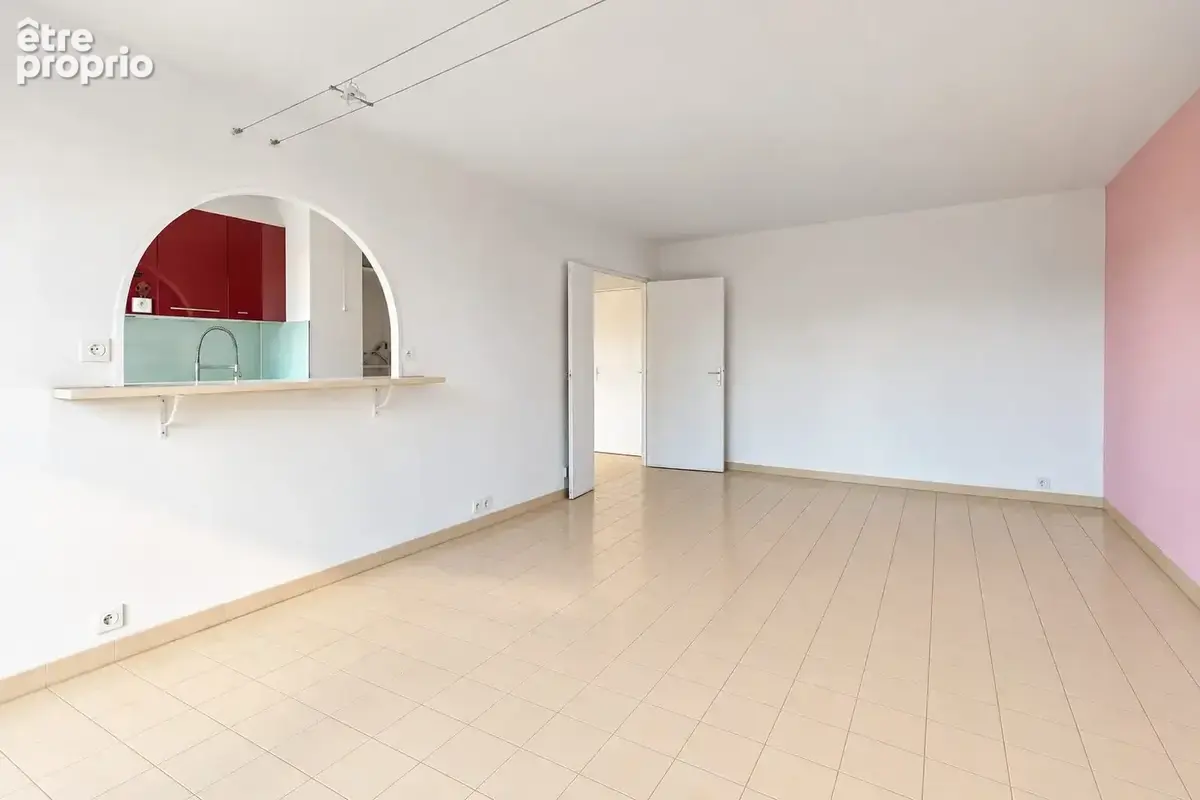 Appartement 2 pièces 47 m² à vendre à Saint-Laurent-Du-Var (06700) - photo 4