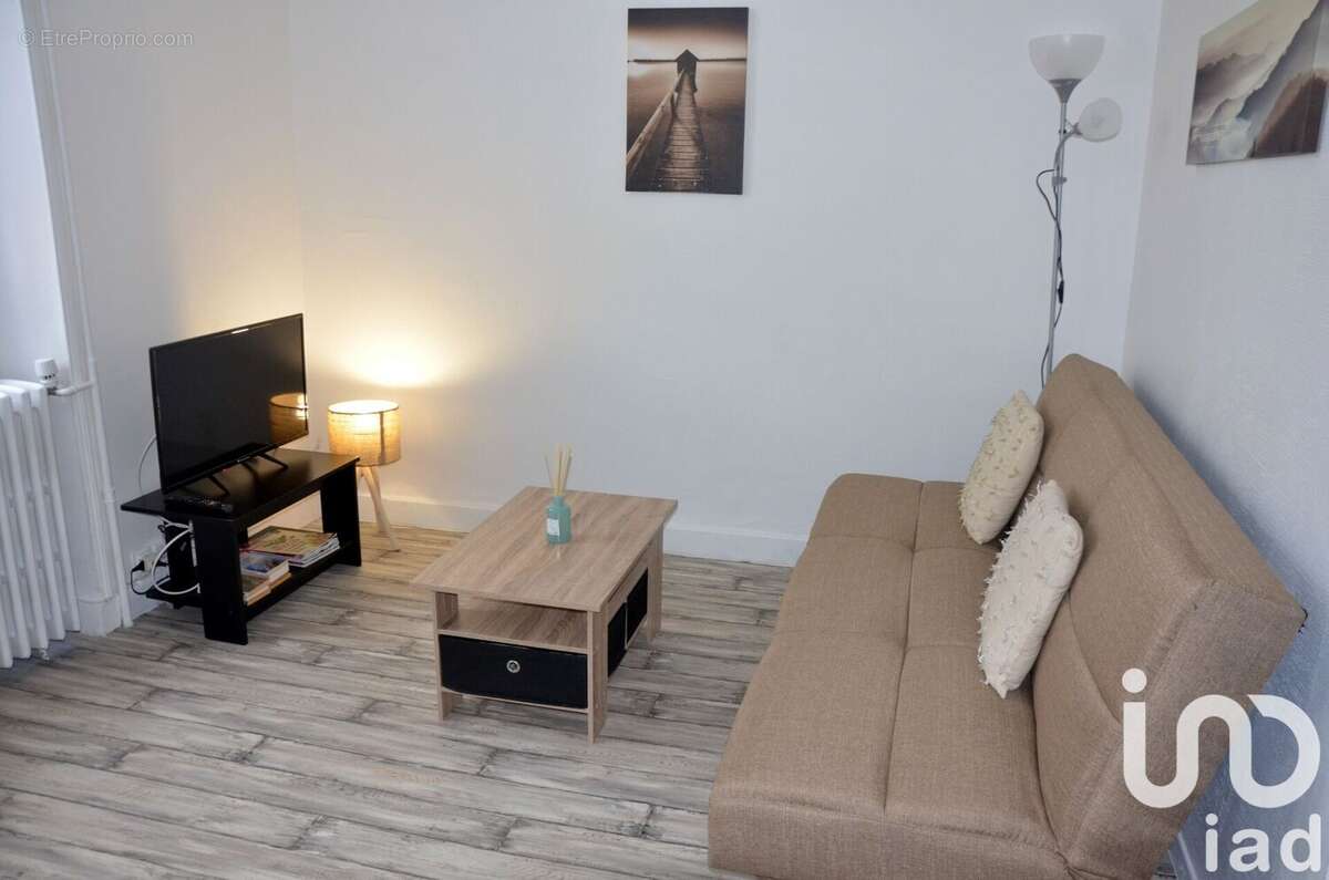 Photo 2 - Appartement à CHAMBON-SUR-VOUEIZE