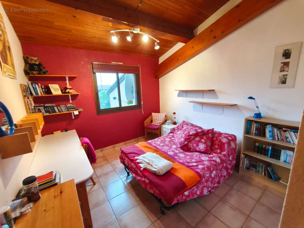 MAISON T5 / 6 avec sous sol total et piscine - photo 23