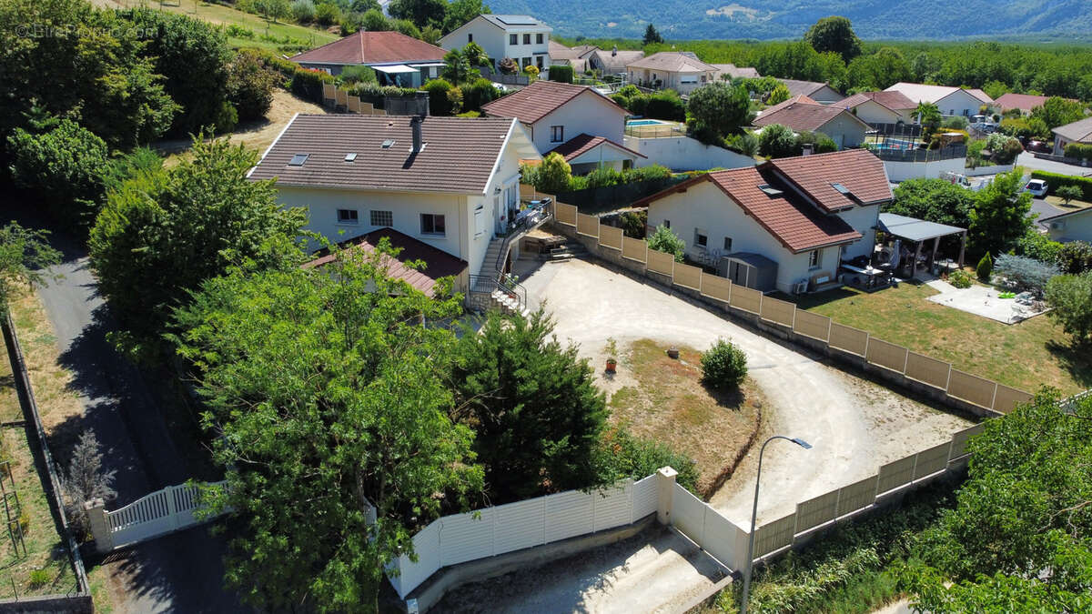 Maison 7 pièces - photo 2