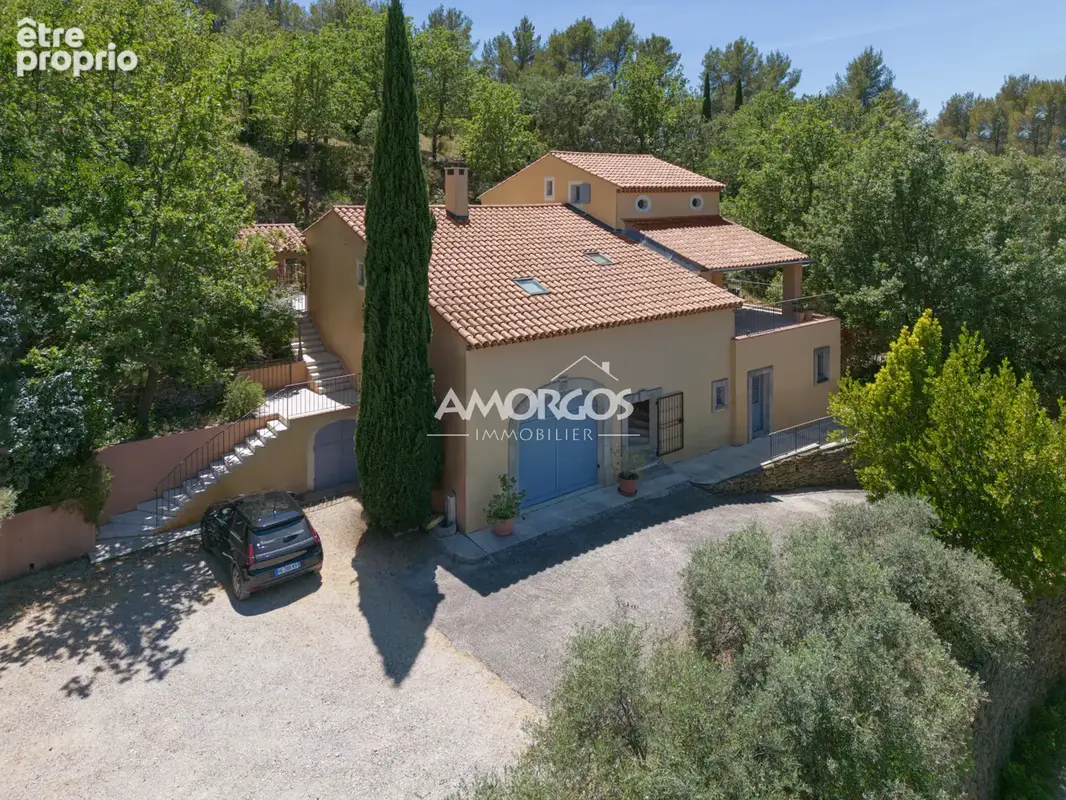 **LE BEAUSSET - Villa Provençale de Rêve** - photo 2