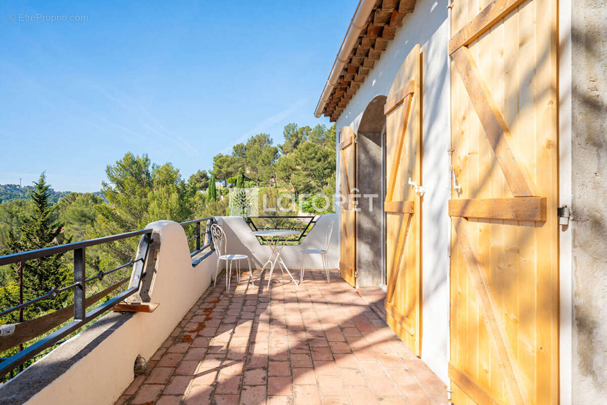 Maison familiale carnoux, secteur les barles nord, piscine - photo 17