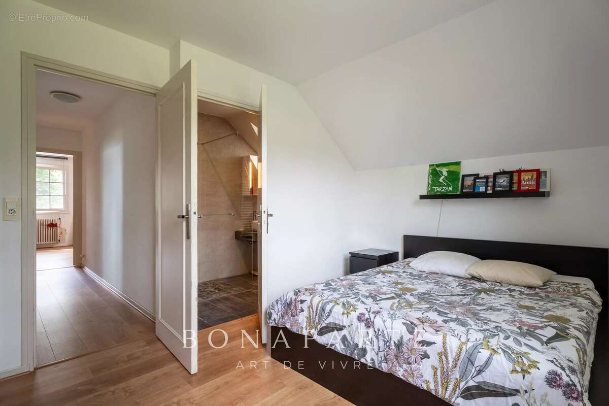 Maison à PREVESSIN-MOENS