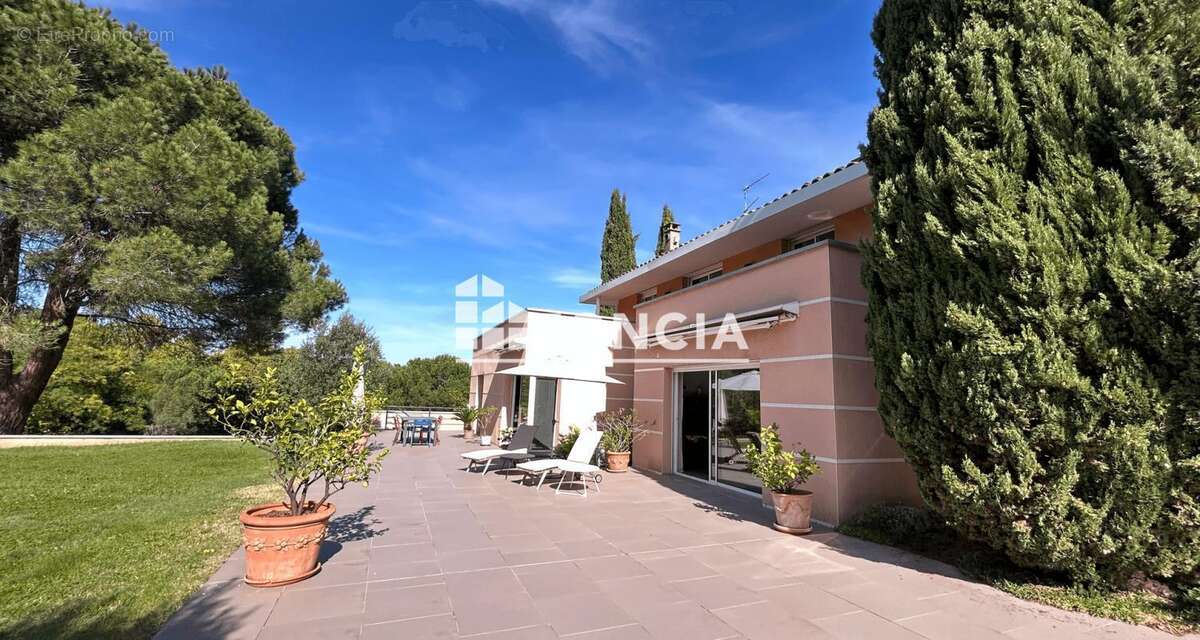 Maison à CASTELMAUROU