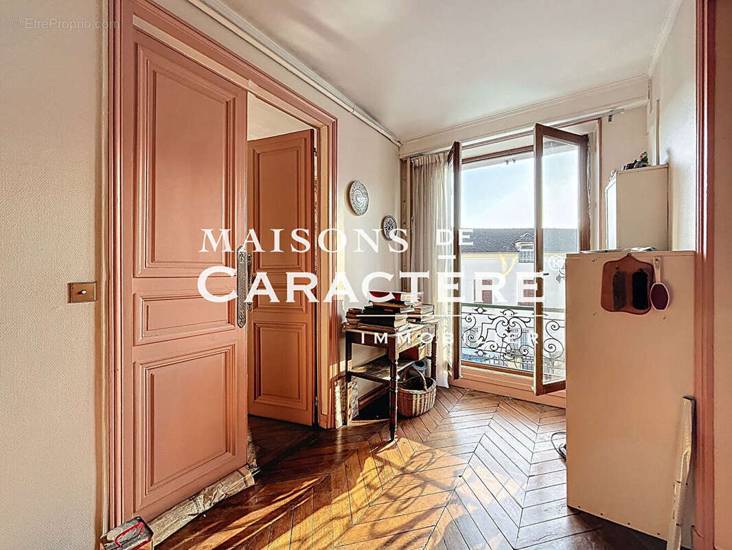 Maison à VERNEUIL-SUR-SEINE