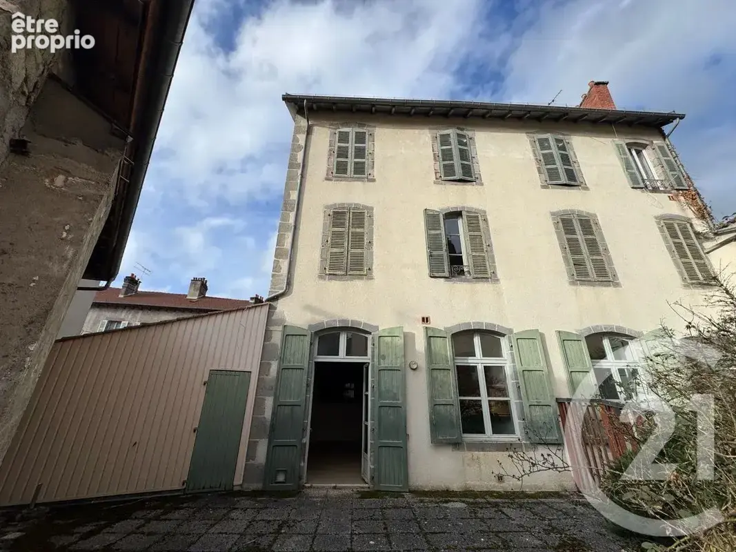 Appartement à AURILLAC