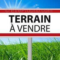 Terrain à GUILLEVILLE