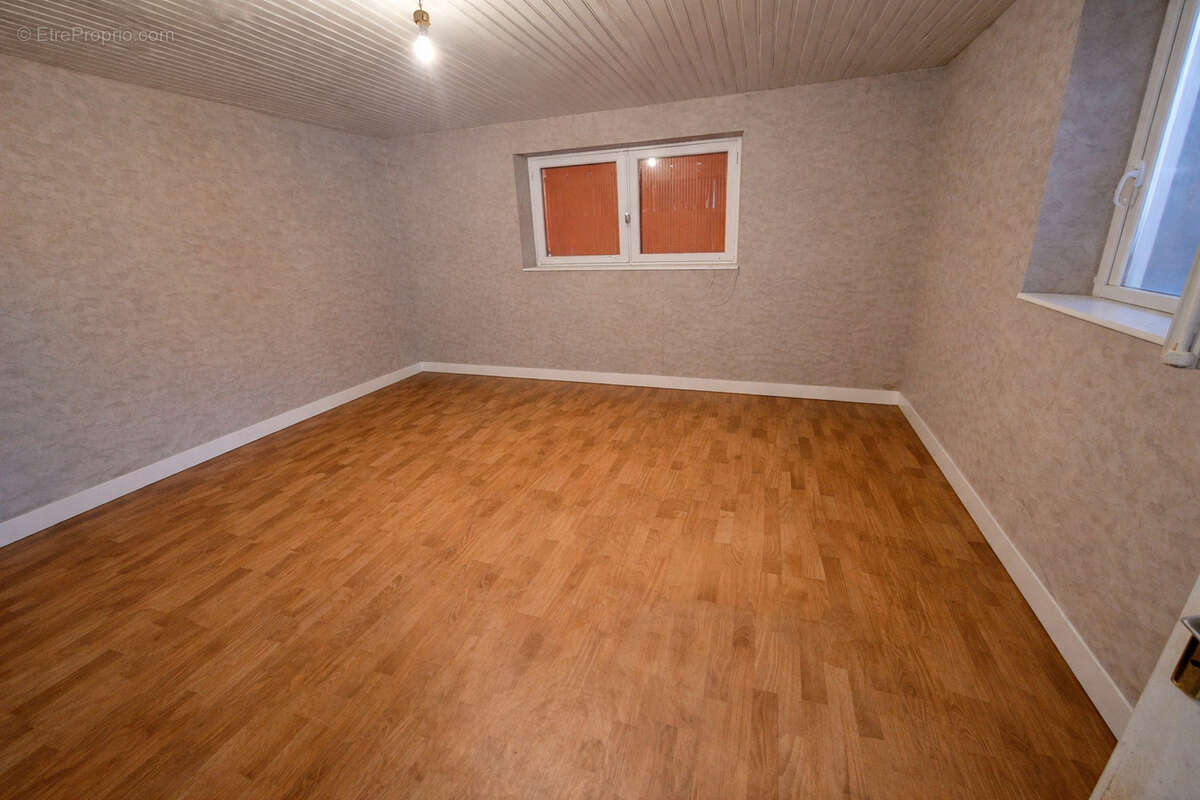 Maison 97 m² à Chateauneuf-La-Foret  - photo 12