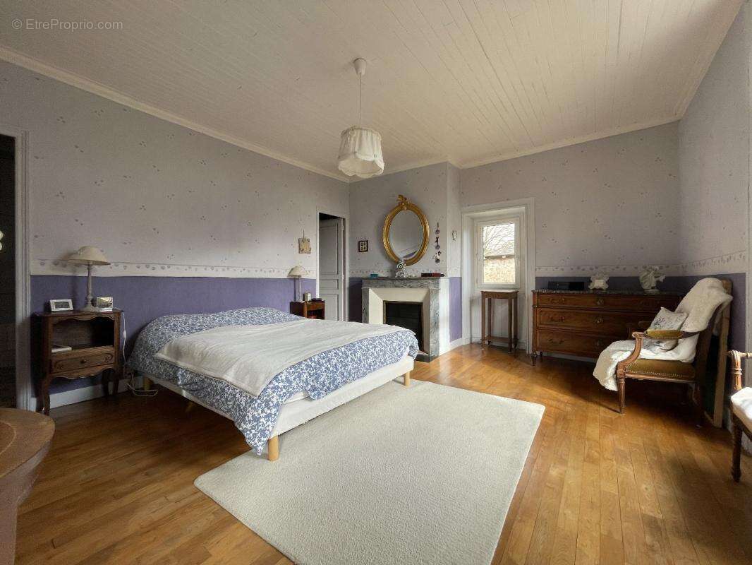 Maison à CAYROLS
