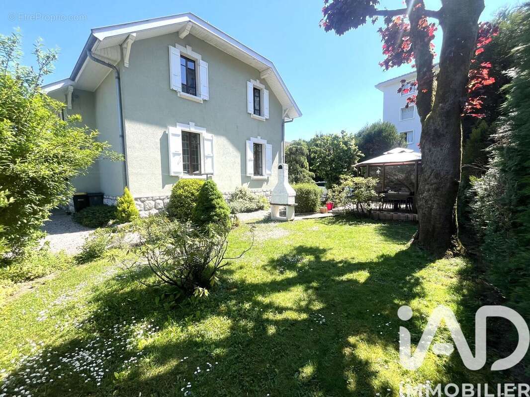 Photo 2 - Maison à ANNECY