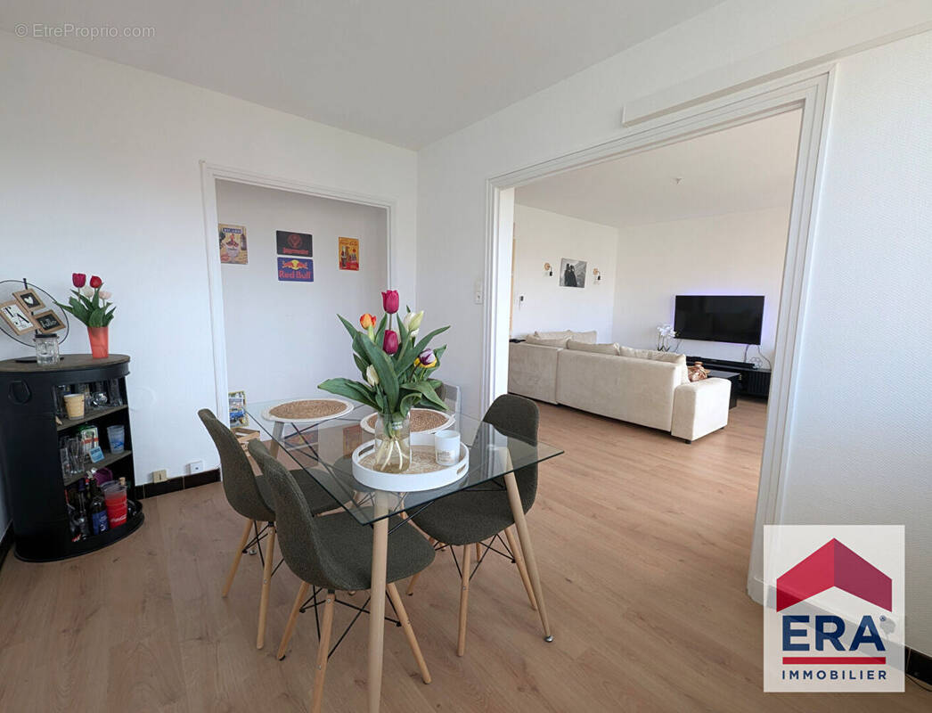 Appartement à BOURG-SAINT-ANDEOL