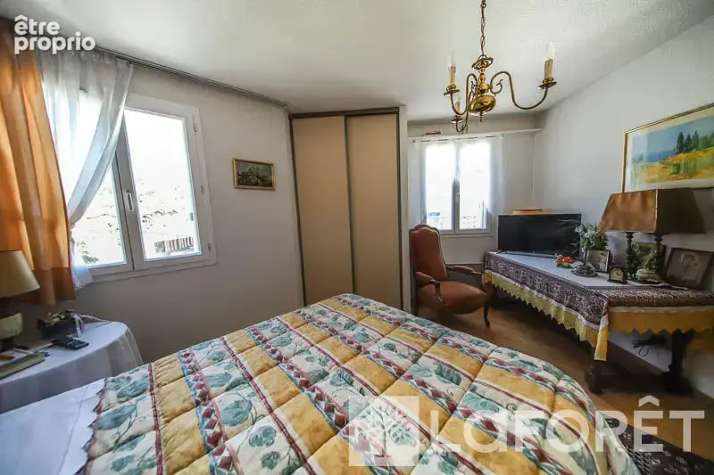 ** appartement type 3 + cave + garage - embrun - 3 pièces - photo 7