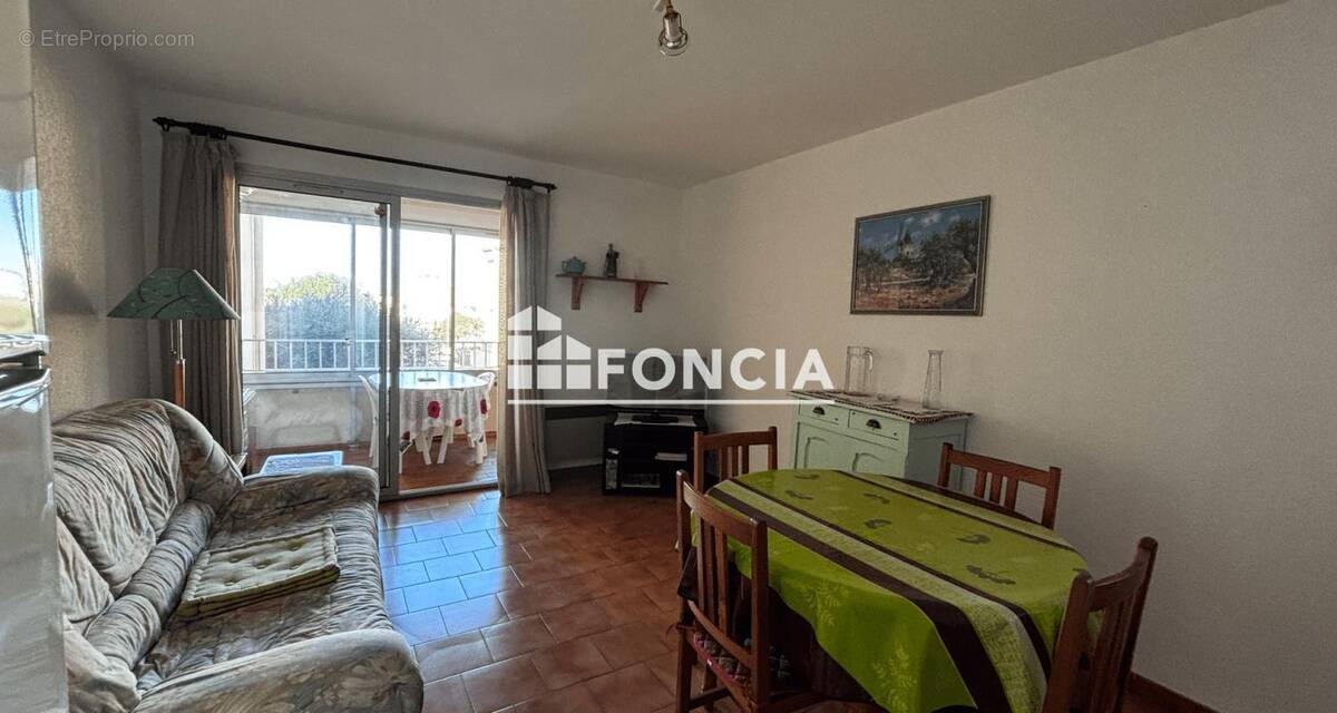 Appartement à SIX-FOURS-LES-PLAGES