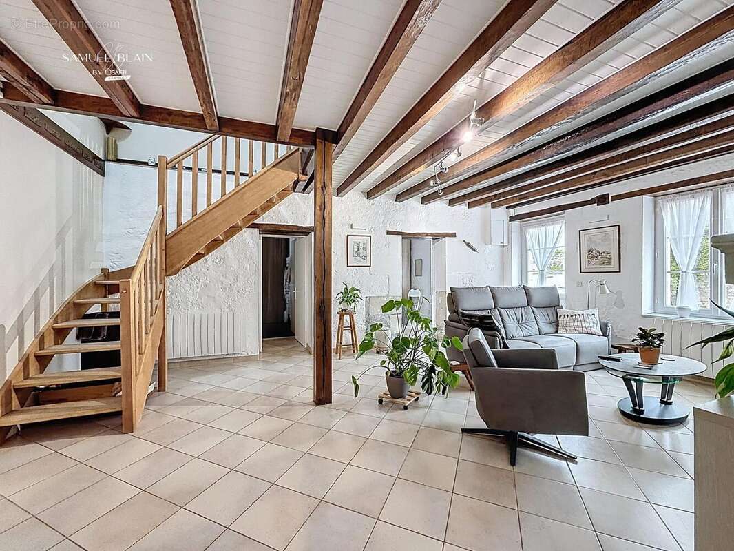 Photo 4 - Maison à ALLONNES