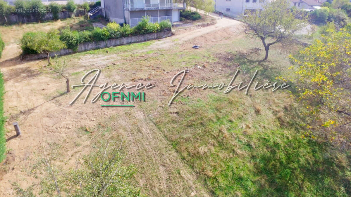 Terrain à MONISTROL-SUR-LOIRE