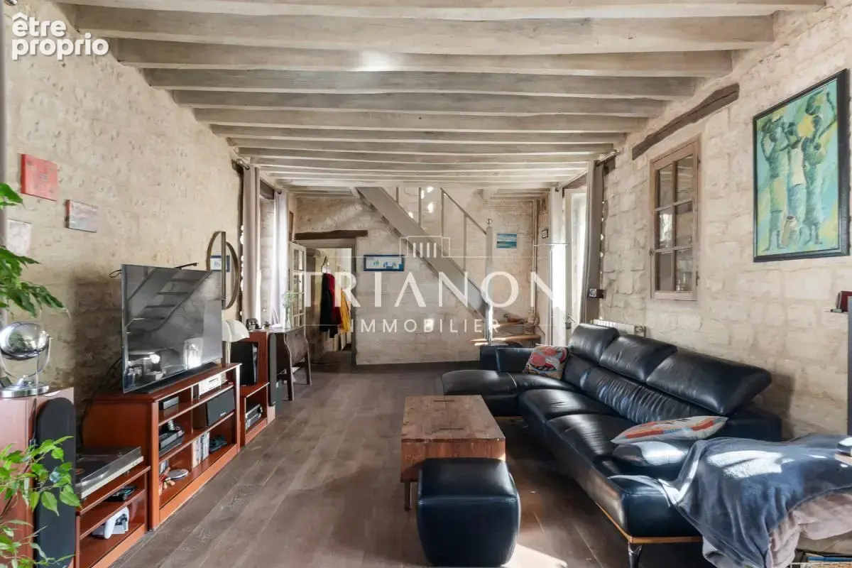 Coup de cœur — Maison de ville non mitoyenne avec cour pavée sans vis-à-vis ! - photo 3