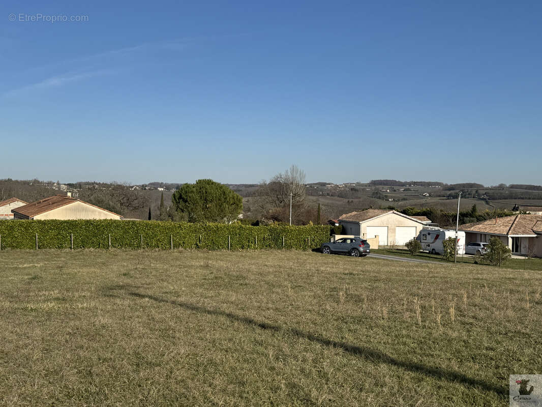 Terrain constructible de 2495 m2, à acheter à Cunèges (24) - photo 5