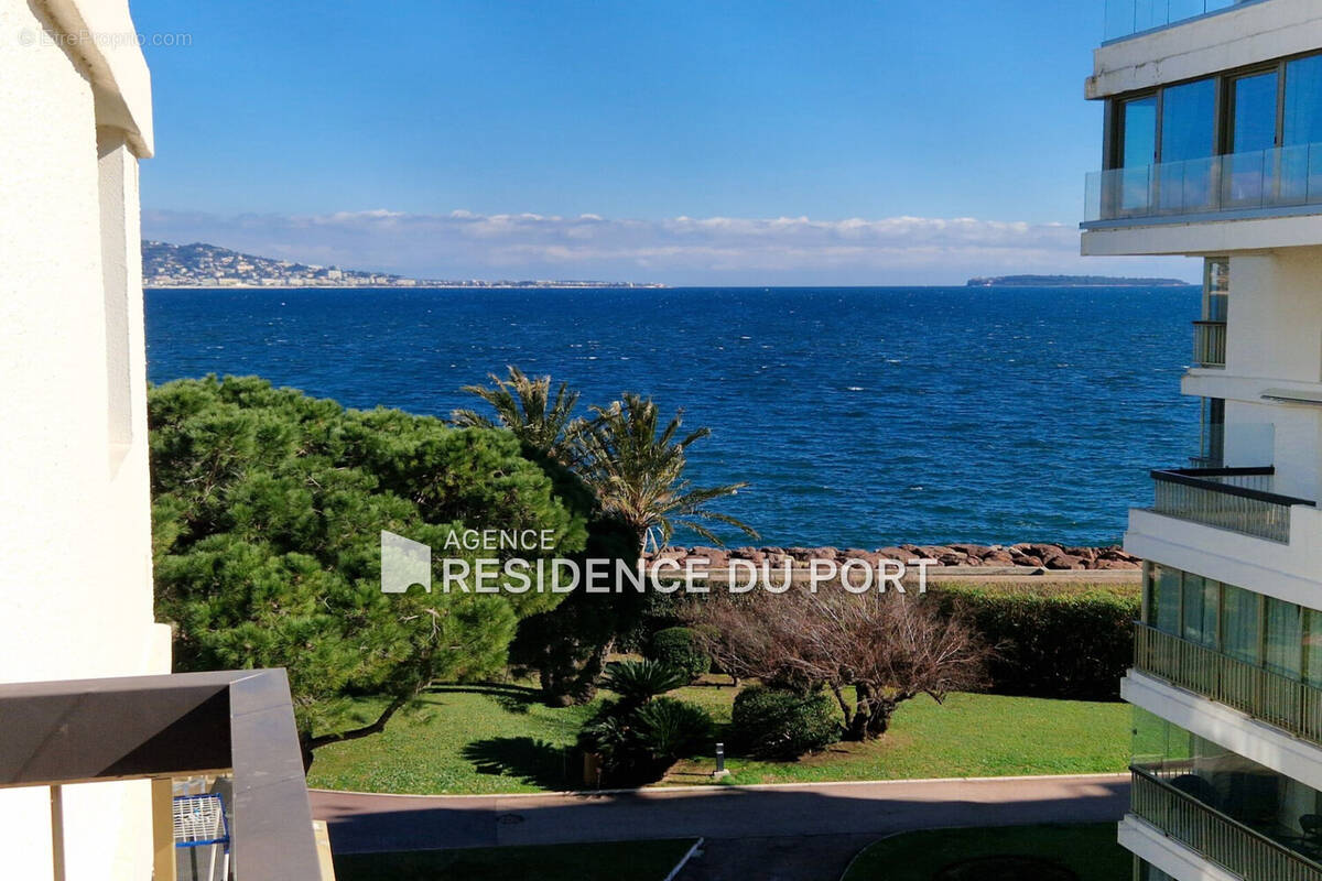 Appartement à MANDELIEU-LA-NAPOULE