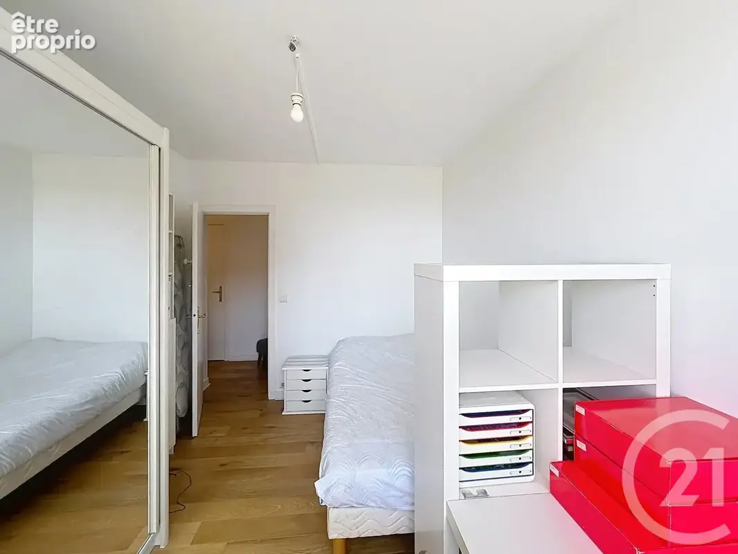 Appartement 74 m² à Saint-Cloud  - photo 13