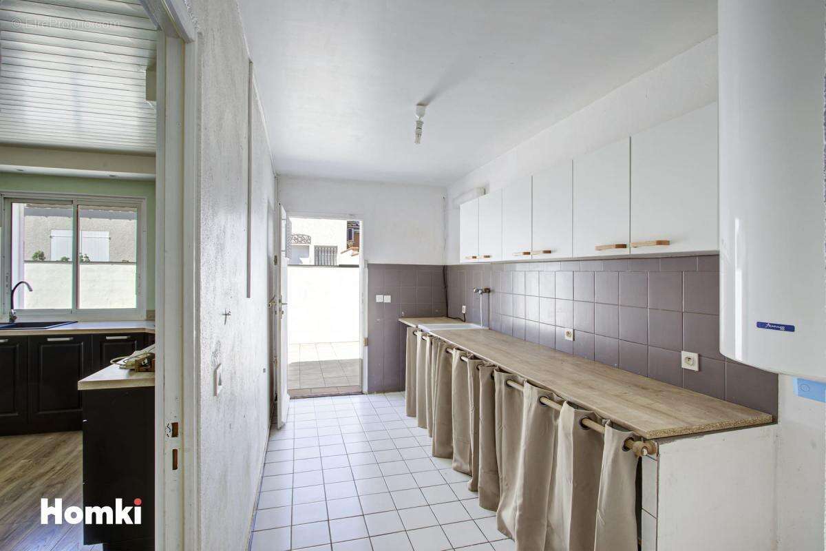 Maison/Villa T6 de 160 m2 à Ponteilla 66300 - photo 9