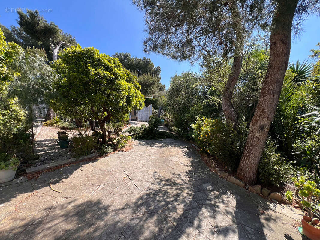 Maison à SAINT-MANDRIER-SUR-MER