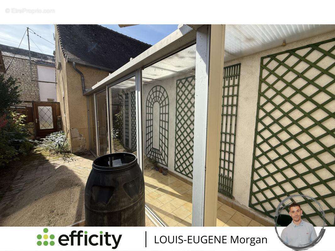 Maison à TOURNON-SAINT-MARTIN