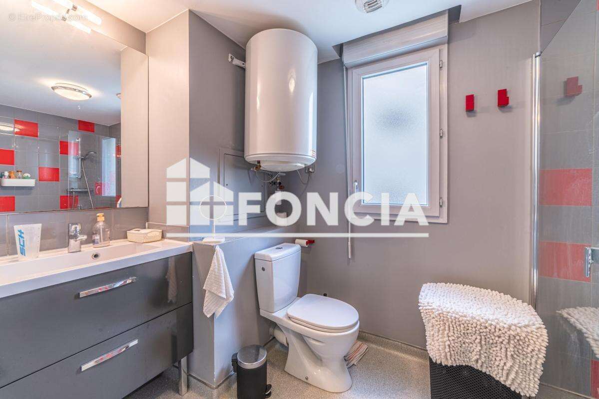 Appartement à LYON-7E