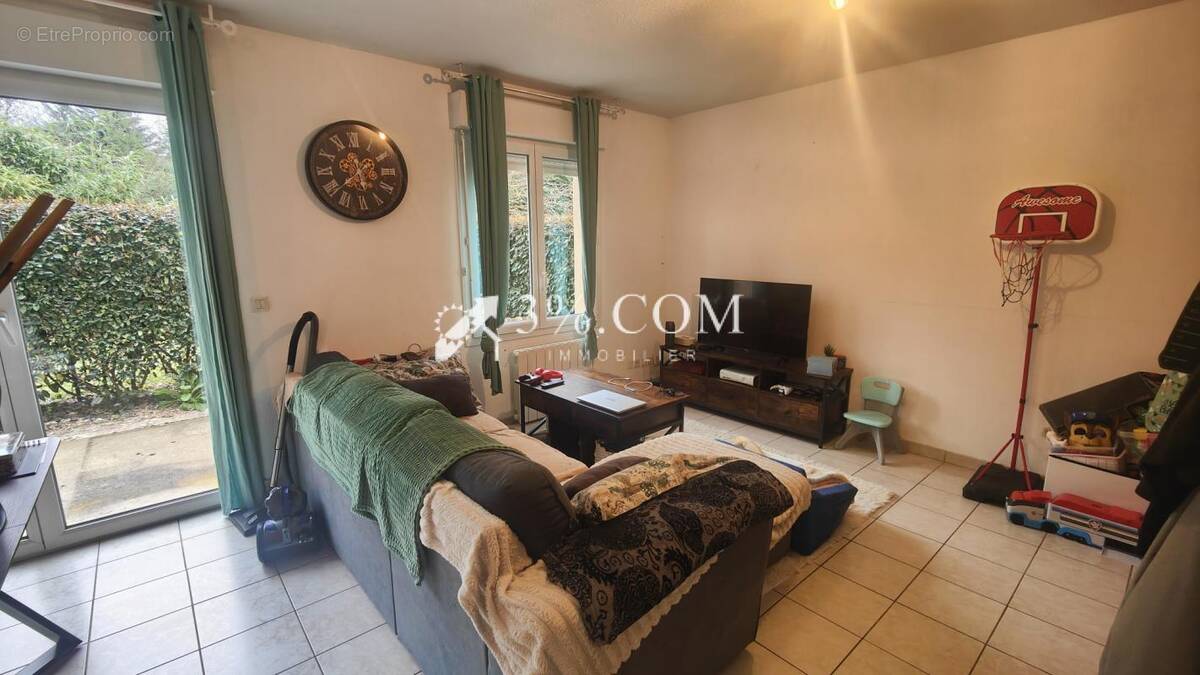 Maison à SAINT-PIERRE-DU-MONT