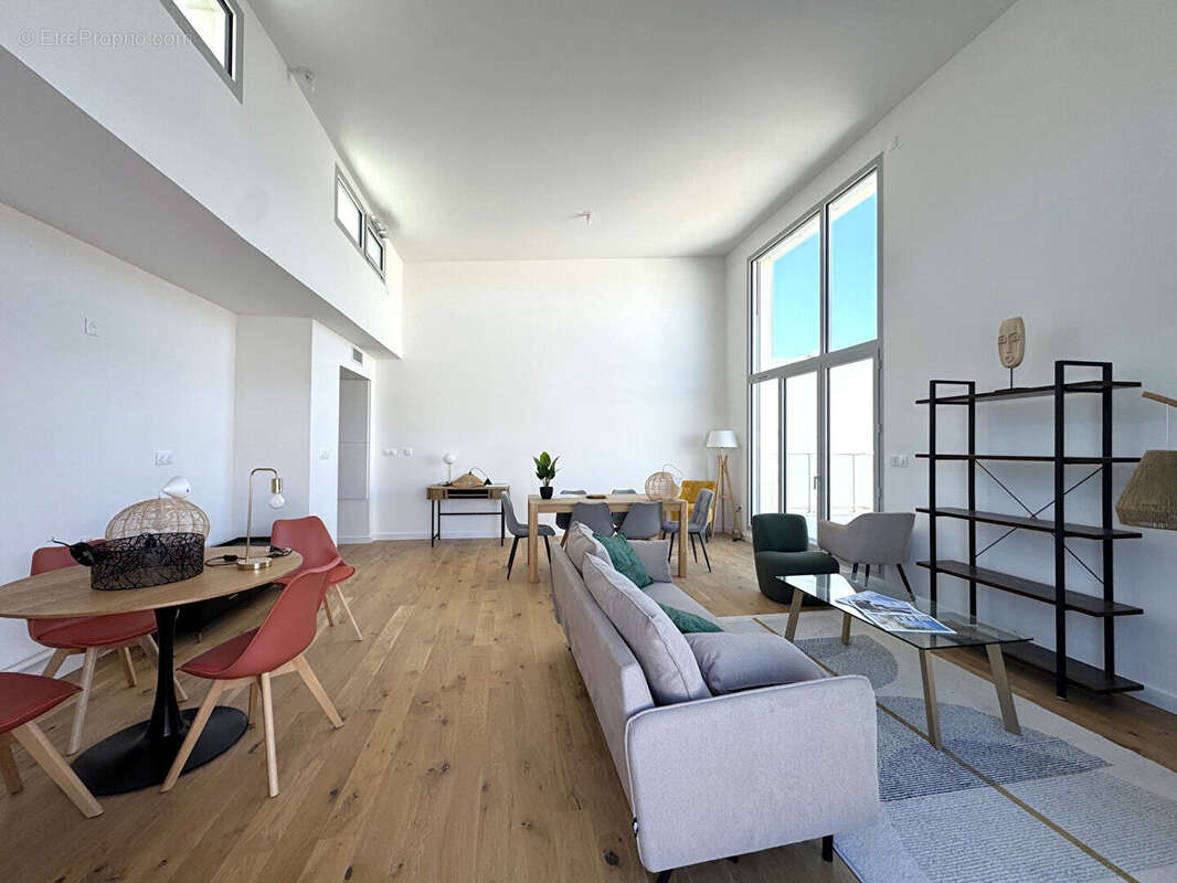 Appartement à AUZEVILLE-TOLOSANE