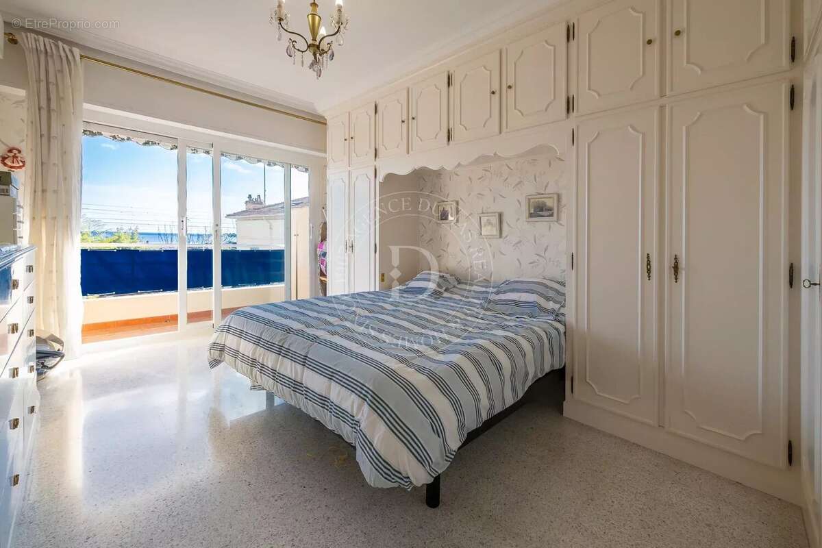 Appartement à BEAULIEU-SUR-MER