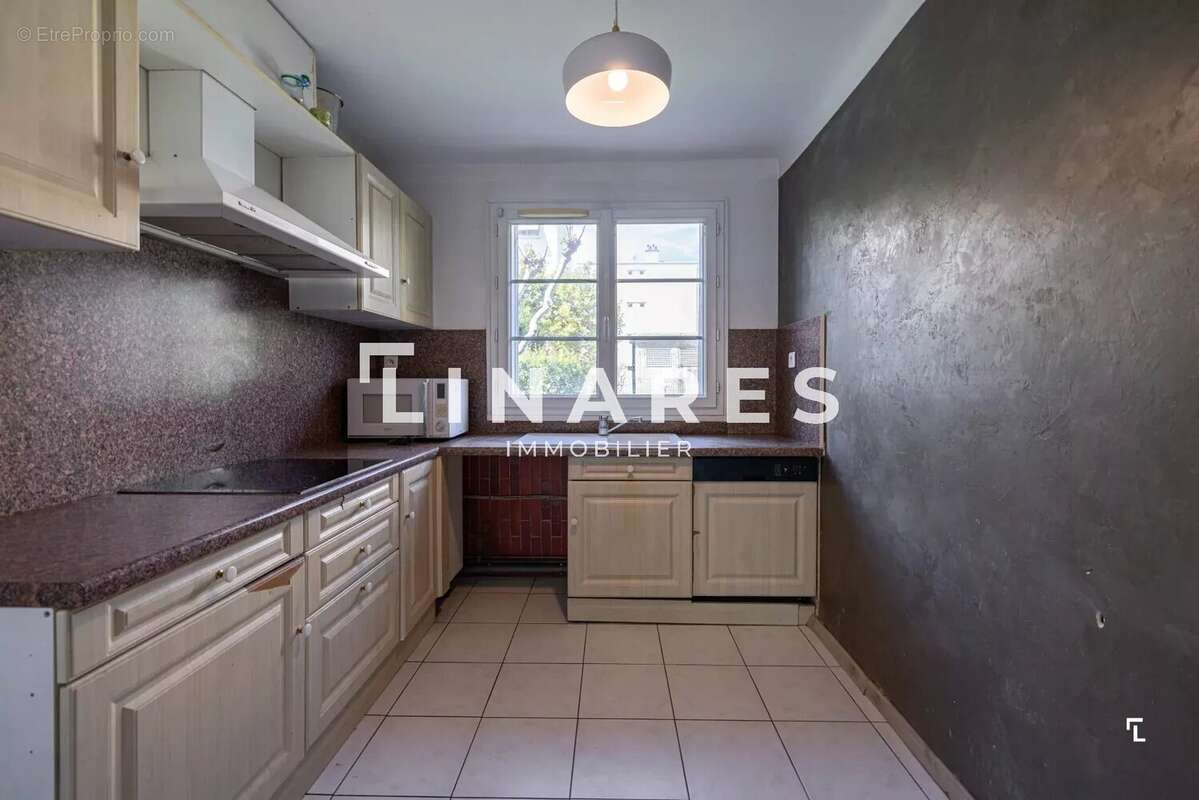 LE BARNABÉ - Appartement T3 de 58m2 + Cave - 13012 SAINT BARNABE - photo 3