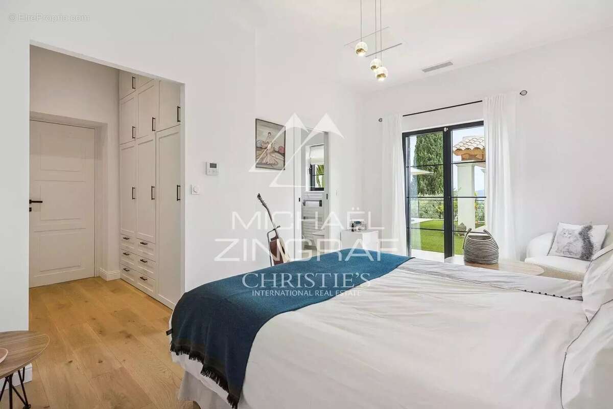 Maison à SPERACEDES