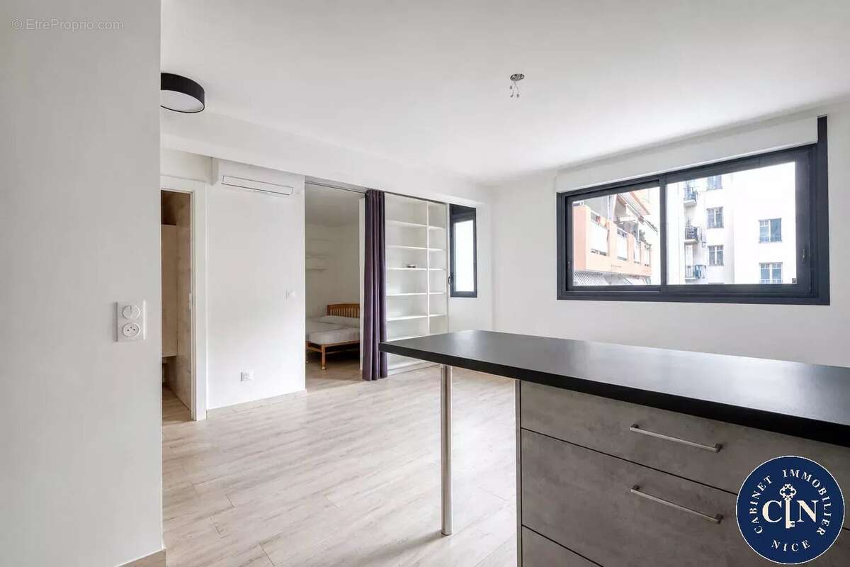 Appartement 2 pièces 42 m² à vendre à Nice (06100) - photo 3