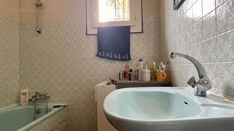 Dpt Dordogne (24), à vendre proche de BERGERAC maison P4 - photo 13