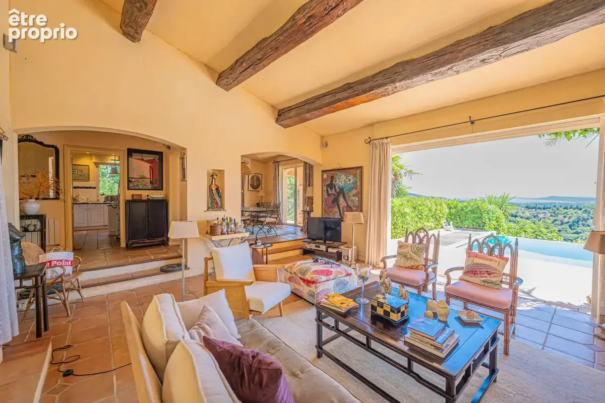 Grimaud – Villa coup de cœur entre terre et mer - photo 6