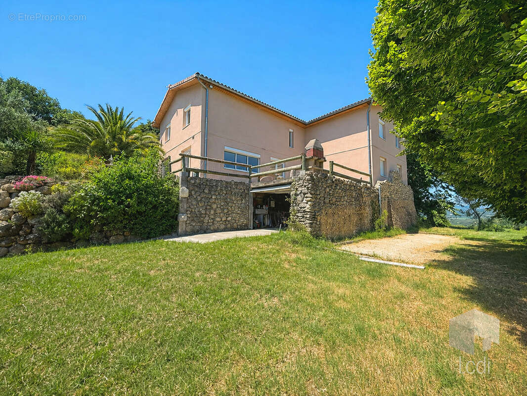 Maison à VIVIERS