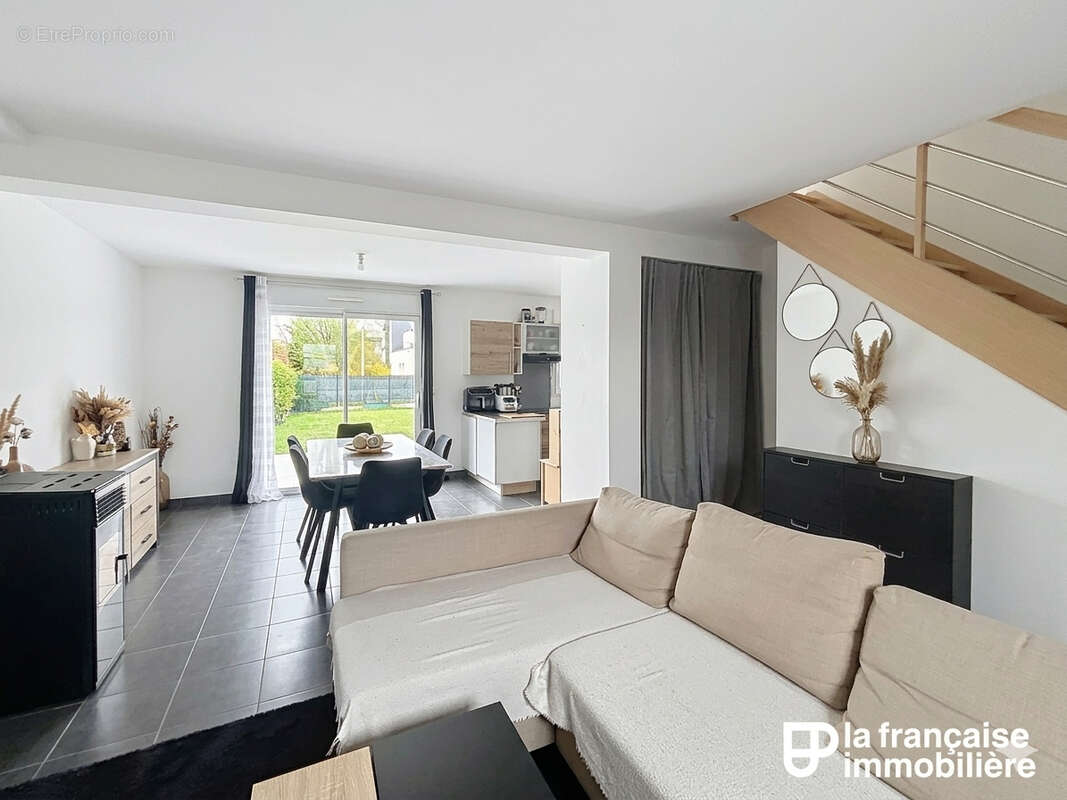 Maison à SAINT-SULPICE-LA-FORET