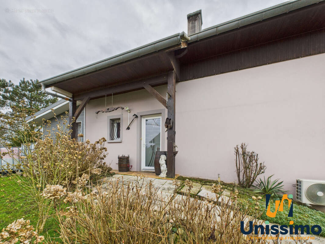 Maison à L'ISLE-SUR-LE-DOUBS