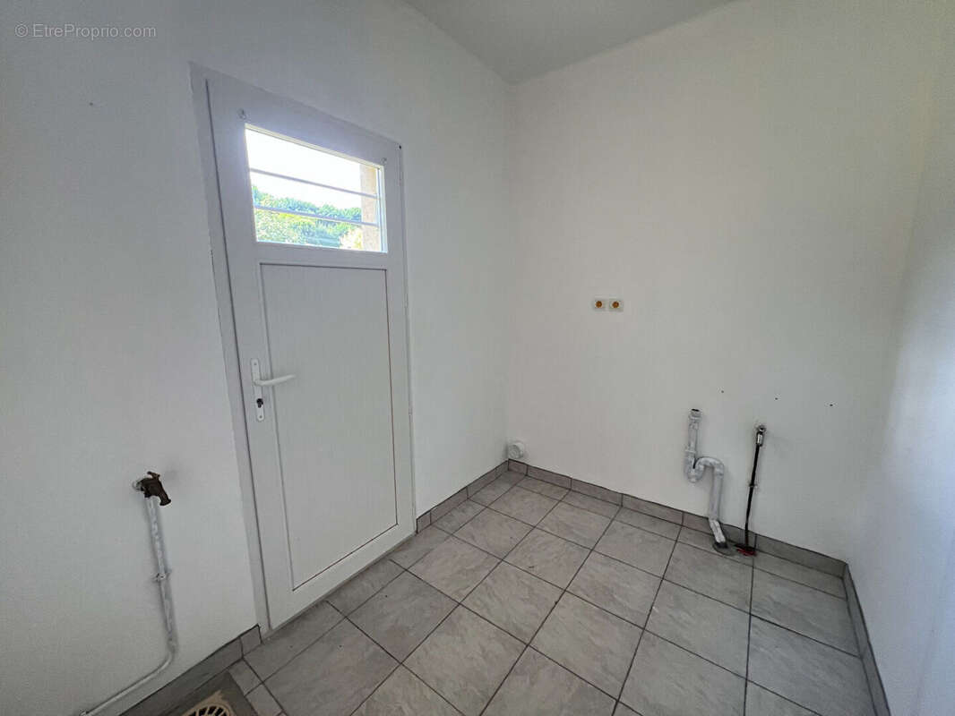 Maison à SAINT-EVROULT-DE-MONTFORT